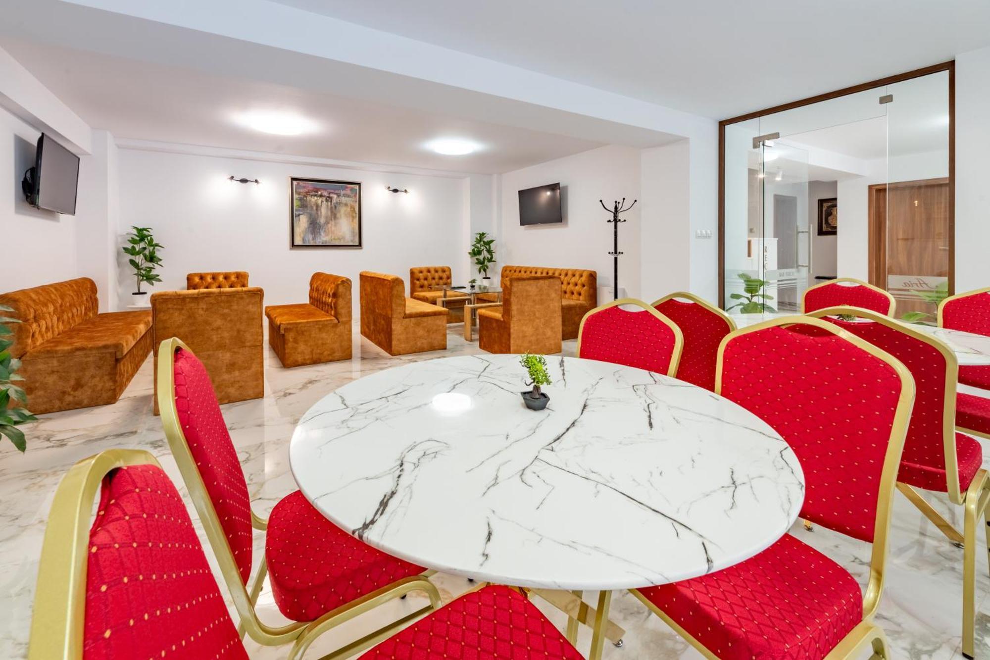 Ариа Hotel Veliko Tarnovo Luaran gambar